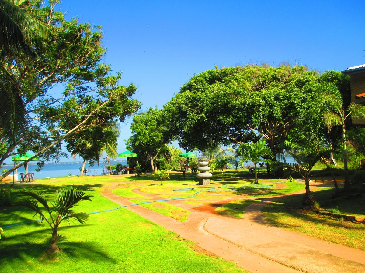 Nico Lagoon Hotel Negombo Buitenkant foto
