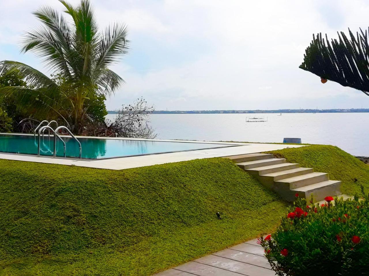 Nico Lagoon Hotel Negombo Buitenkant foto