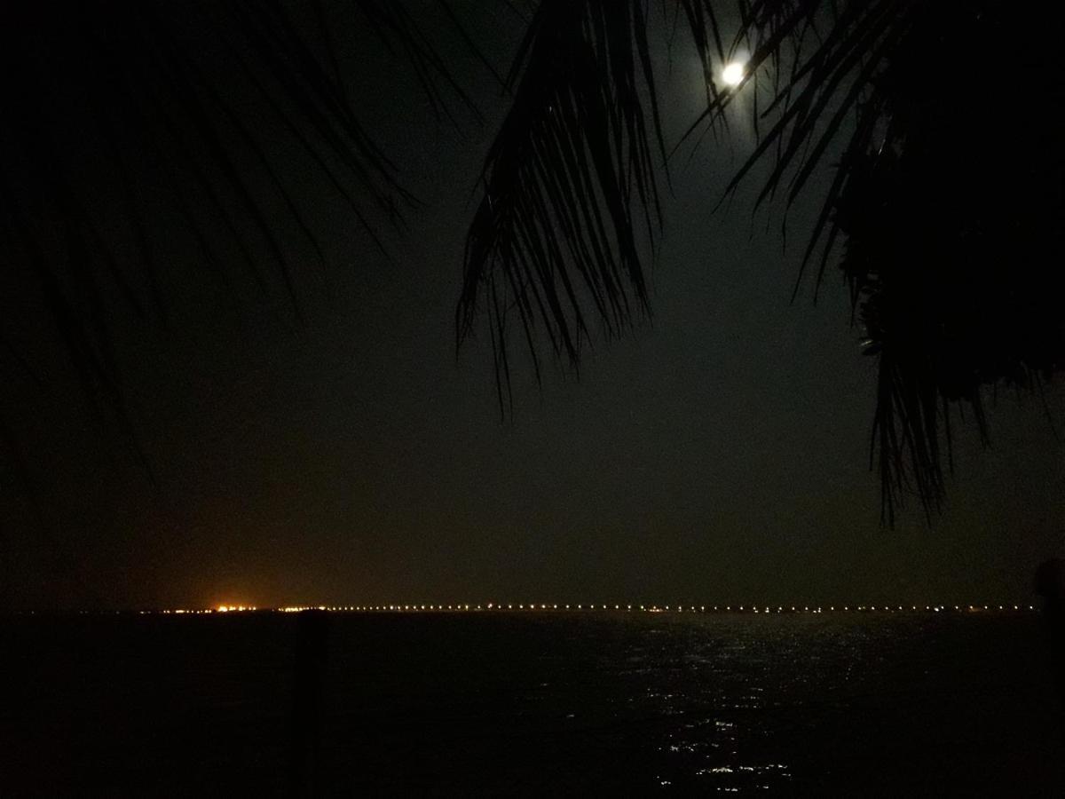 Nico Lagoon Hotel Negombo Buitenkant foto