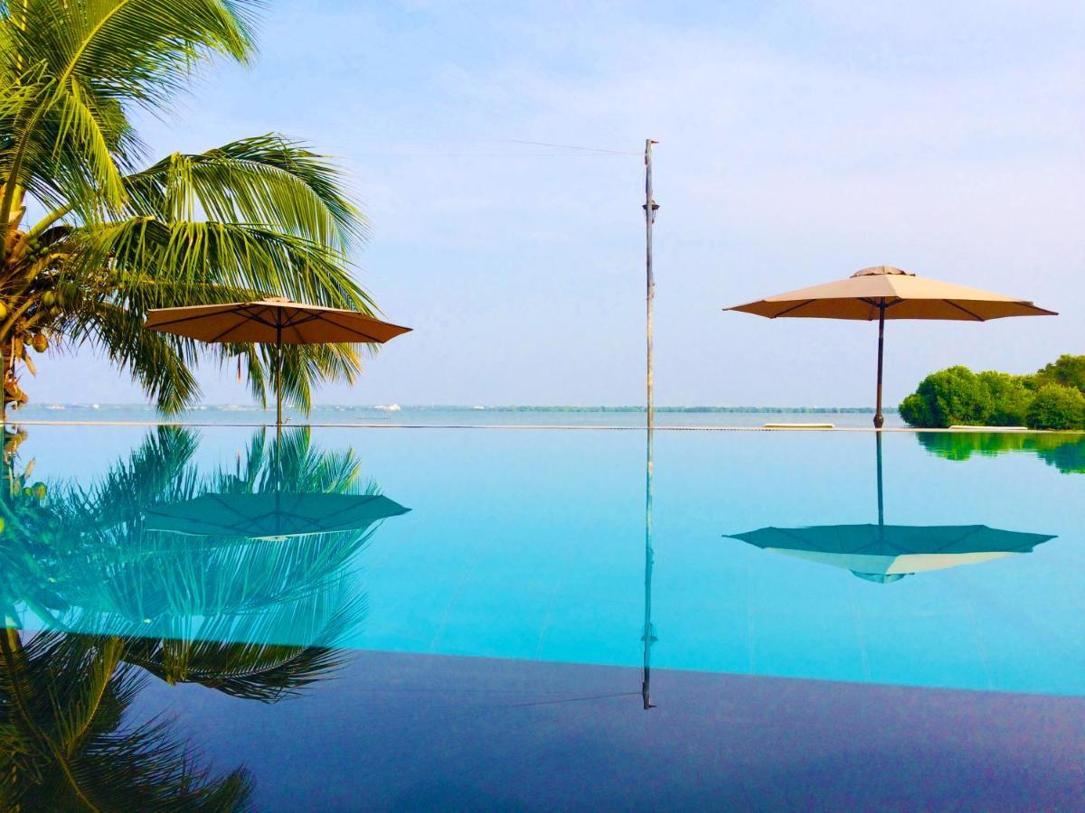 Nico Lagoon Hotel Negombo Buitenkant foto
