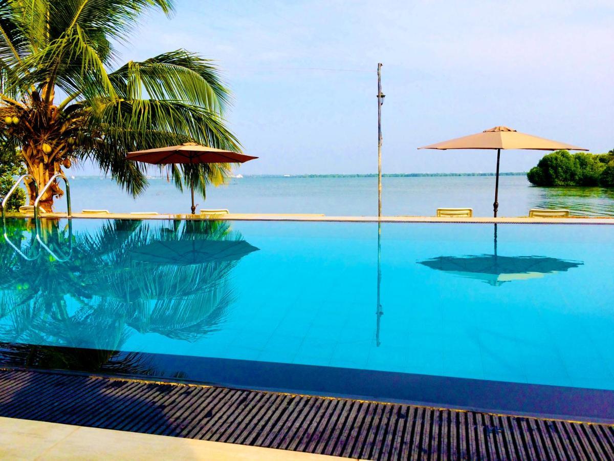 Nico Lagoon Hotel Negombo Buitenkant foto